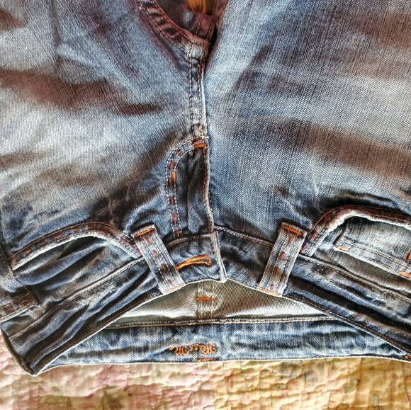 Miss Me Jeans - Picture 2 of 6